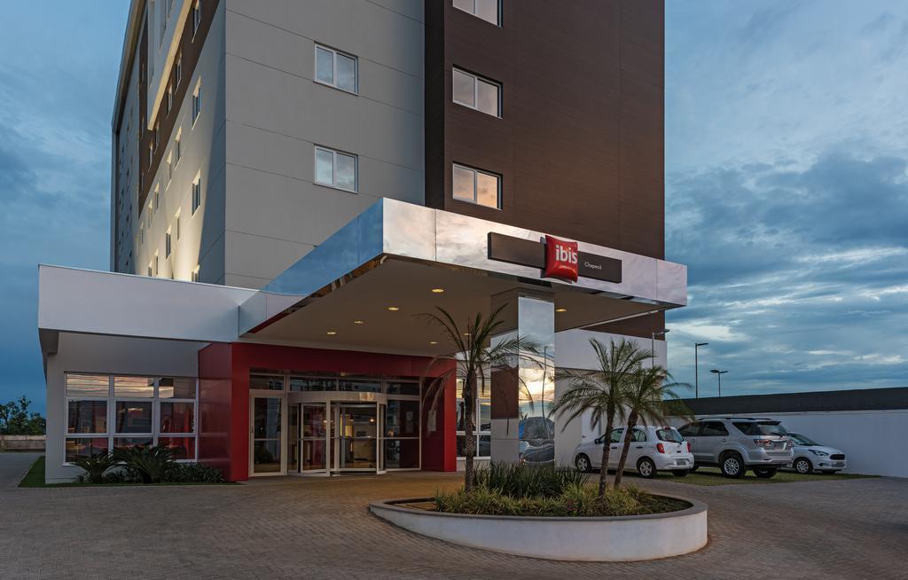 Ibis Chapeco Hotel Exterior photo